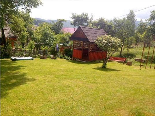 Затишний Дім Villa Yaremche Ngoại thất bức ảnh