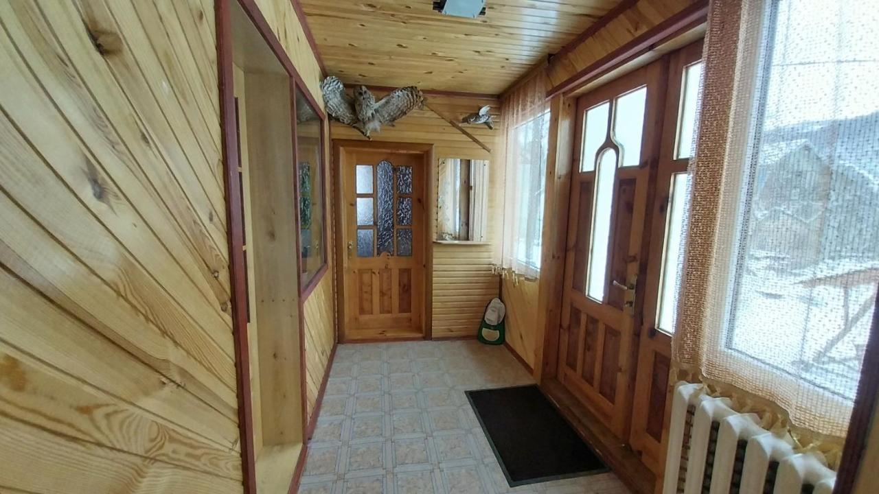 Затишний Дім Villa Yaremche Ngoại thất bức ảnh