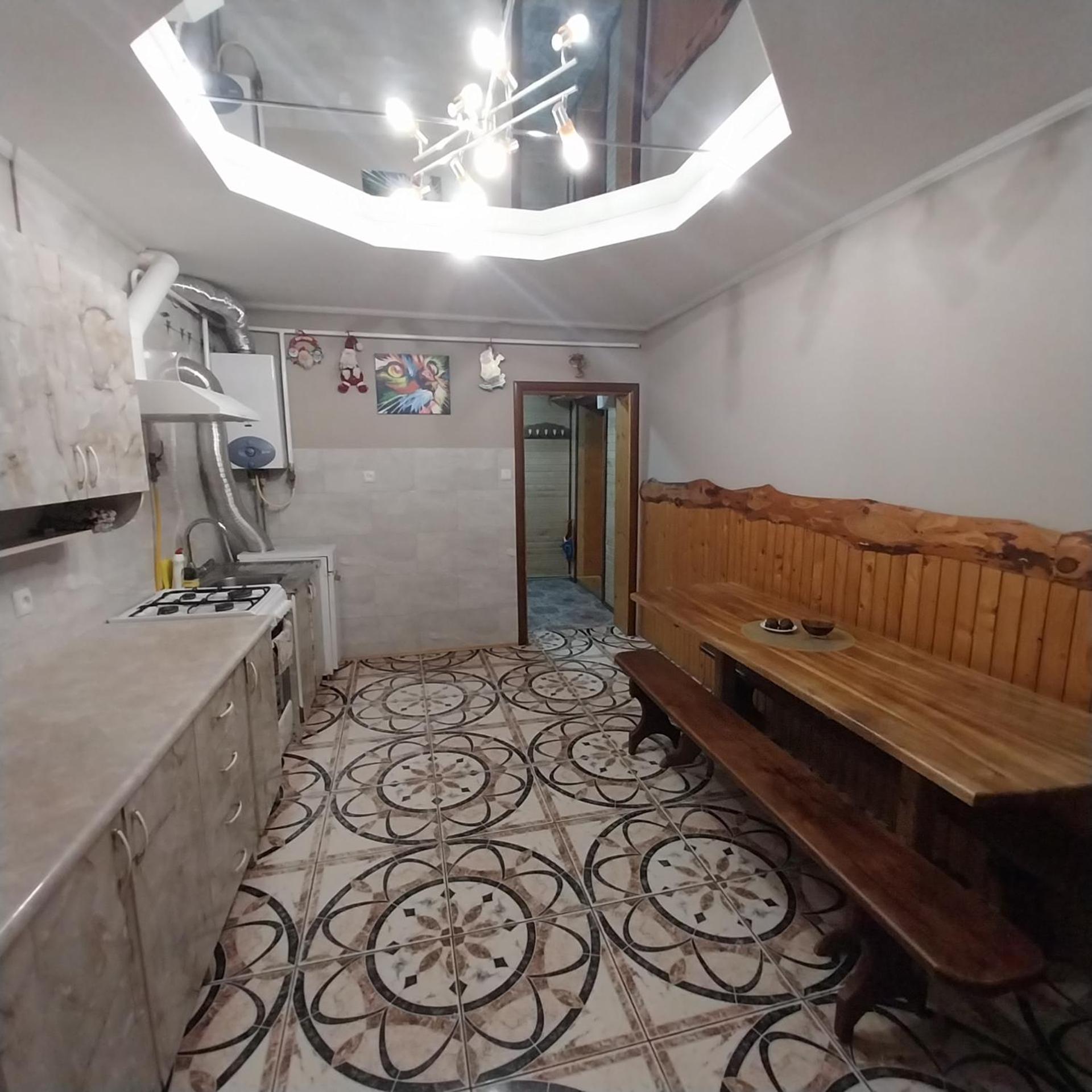 Затишний Дім Villa Yaremche Ngoại thất bức ảnh