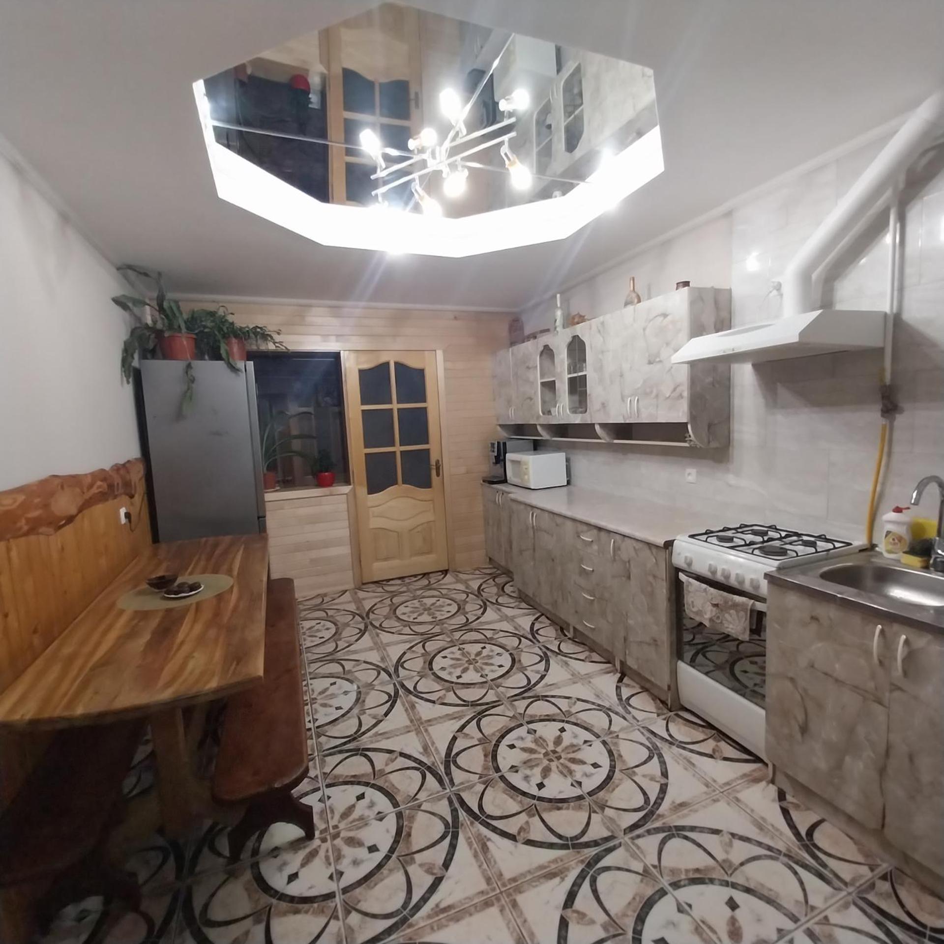 Затишний Дім Villa Yaremche Ngoại thất bức ảnh